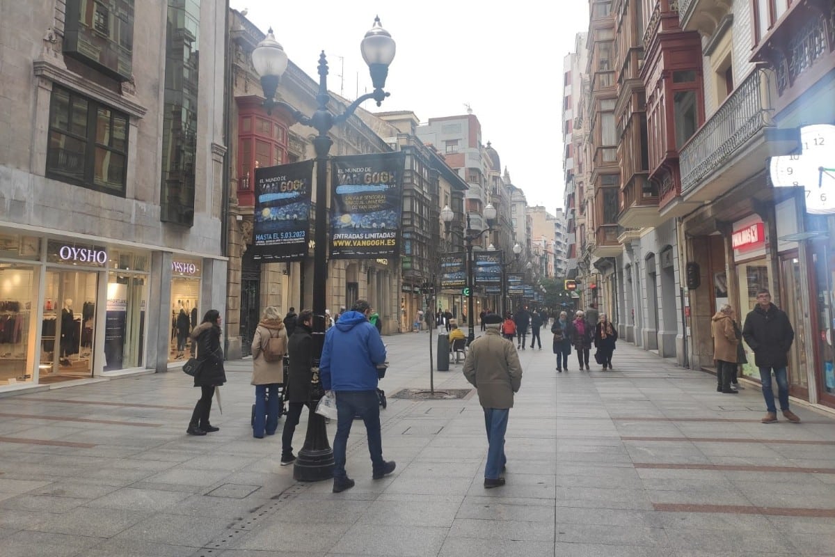 Imagen de archivo de las calles de Gijón. Europa Press.