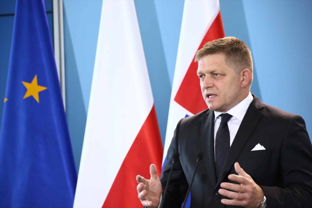 Robert Fico reedita su mandato como primer ministro de Eslovaquia