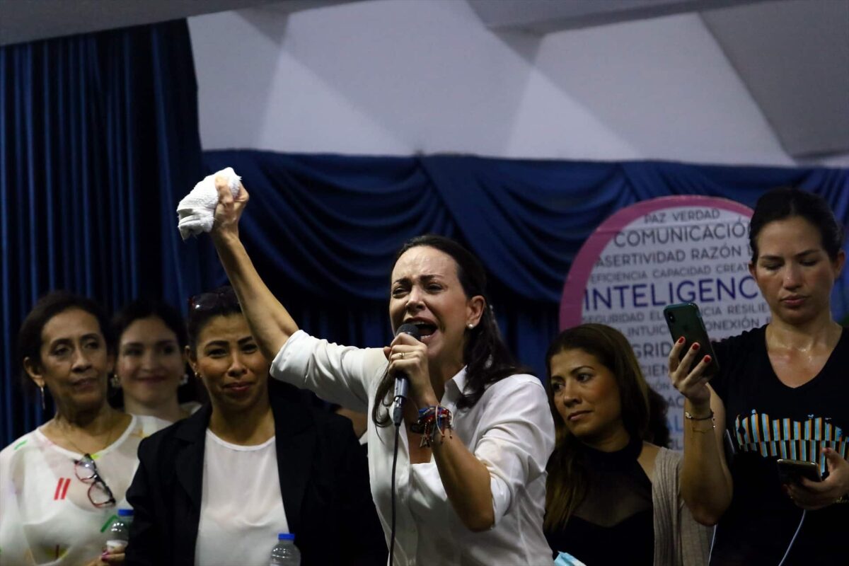 La oposición venezolana celebra unas primarias en búsqueda de unidad