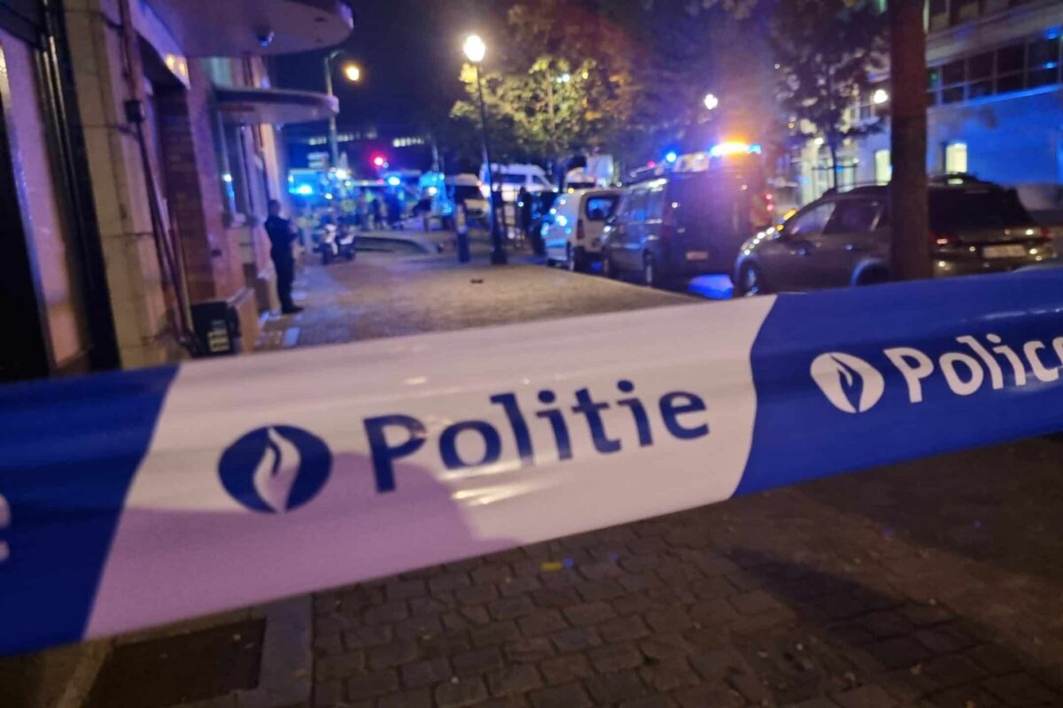 La Policía belga abate al autor del atentado islamista de Bruselas