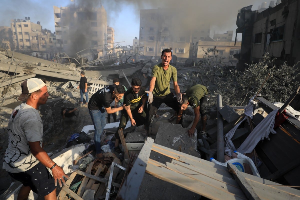 Palestinos en Gaza tras los bombardeos. Europa Press.