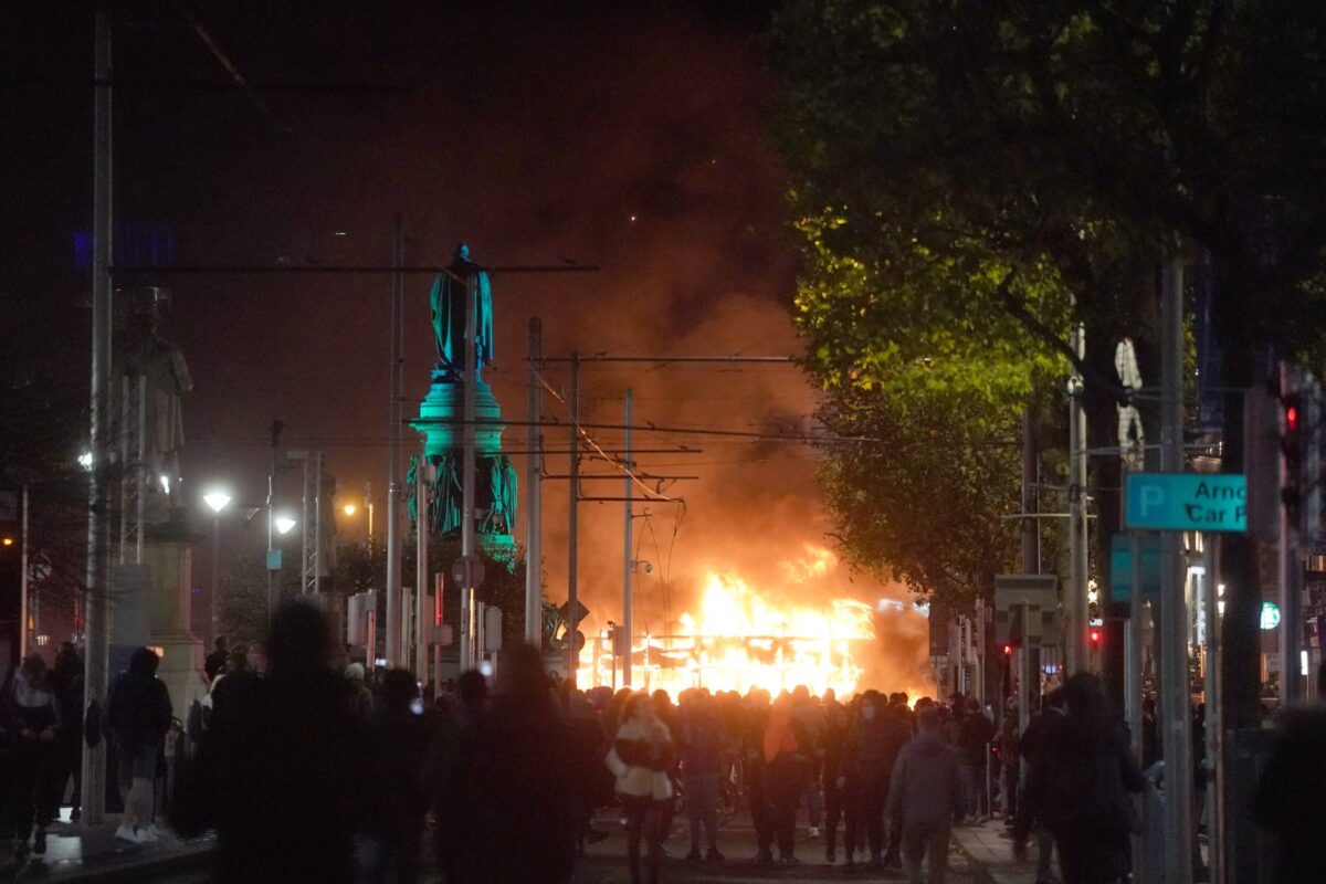 ‘Deeply concerned’: Bruselas traslada a Irlanda su «total solidaridad» por el apuñalamiento múltiple de Dublín