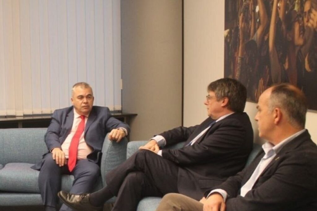 Cerdán y Puigdemont en una imagen de la semana pasada. Europa Press.