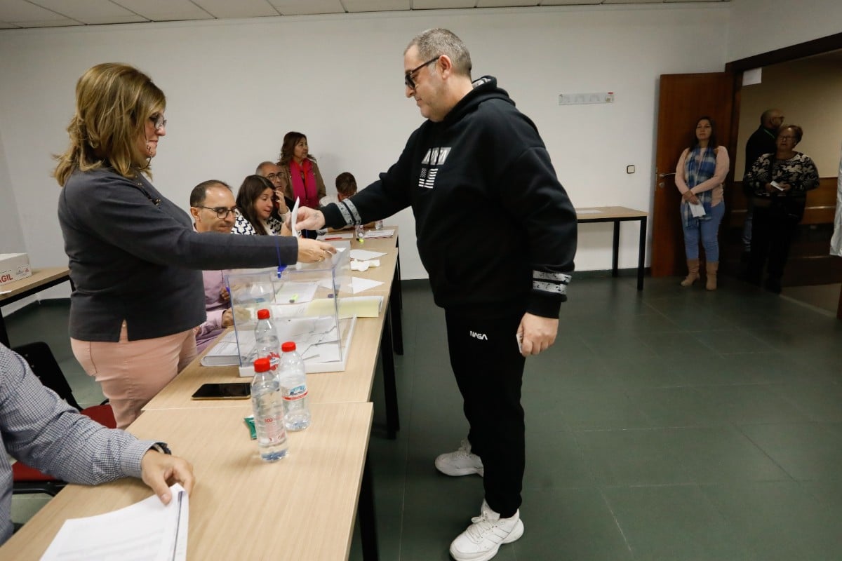 VOX logra el tercer concejal en Ceutí (Murcia) y deja al PSOE sin mayoría absoluta