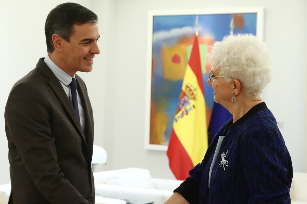 Pedro Sánchez con la embajadora de Israel en España, Rodica Radian-Gordon. Europa Press.
