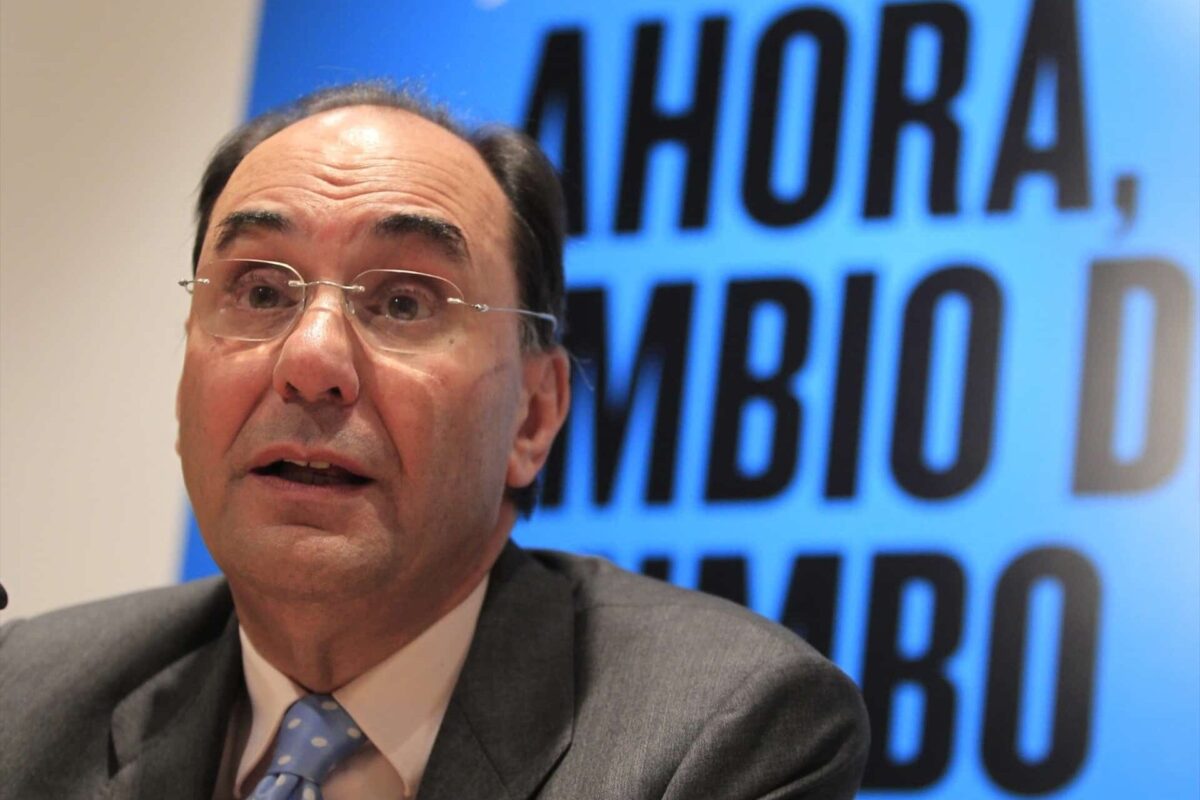 Vidal-Quadras reaparece en Twitter días después de ser tiroteado en el centro de Madrid