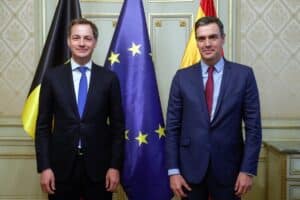 Pedro Sánchez con Alexander De Croo. Europa Press.