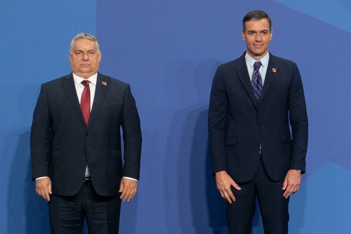 La distancia infinita entre Viktor Orbán y Pedro Sánchez que desmiente a González Pons
