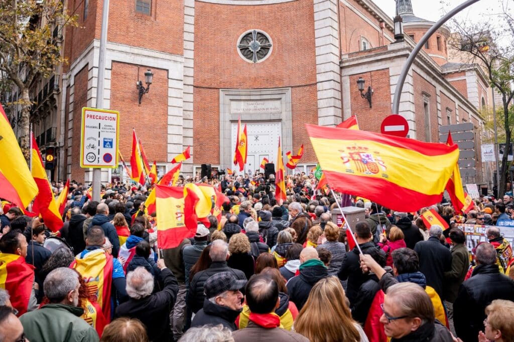 Concentración multitudinaria este miércoles en Ferraz. Europa Press.