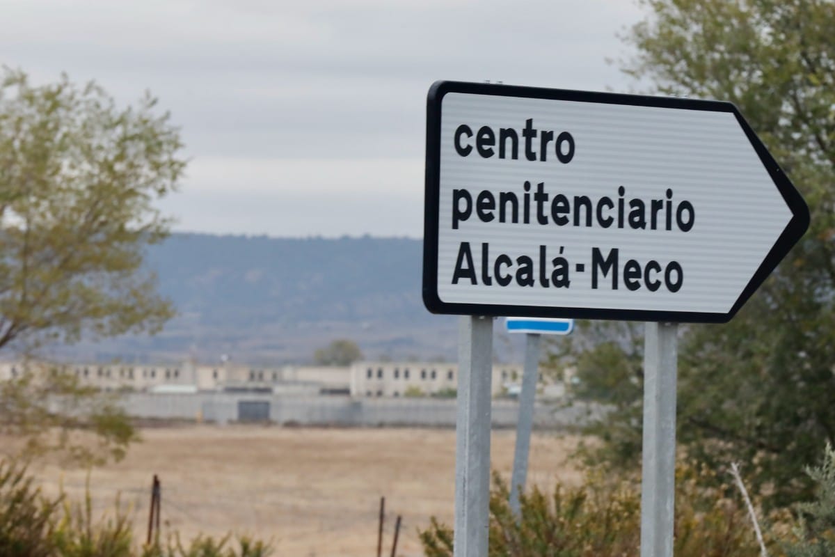 Yusef M.L.: el joven sicario que se ha fugado de la cárcel de Alcalá Meco mezclado entre familiares que le visitaban