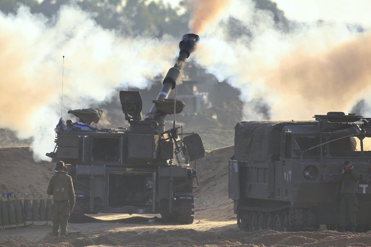 Israel anuncia una ampliación de sus bombardeos sobre el sur de Gaza mientras los terroristas de Hamás lanzan cohetes a Tel Aviv