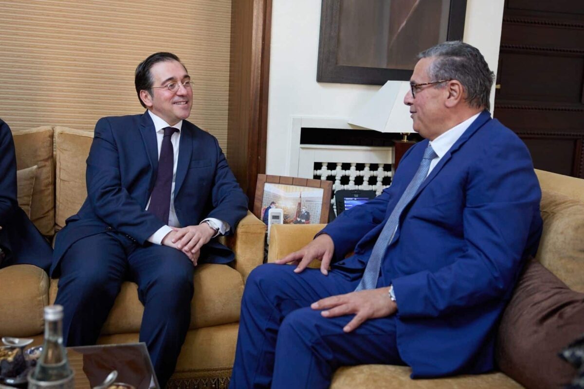 Albares y el primer ministro marroquí se felicitan de la relación de diálogo permanente entre España y Marruecos