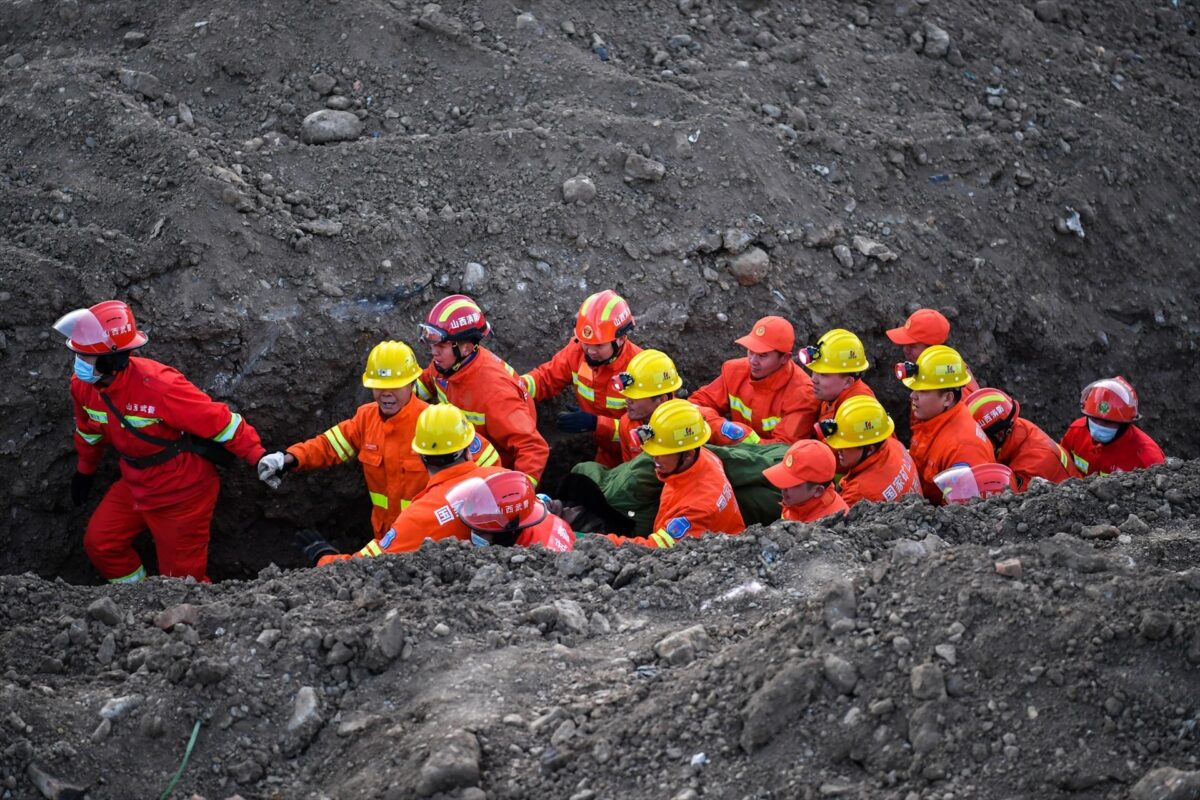 Mueren 12 personas a causa de un accidente en una mina de carbón en el noreste de China