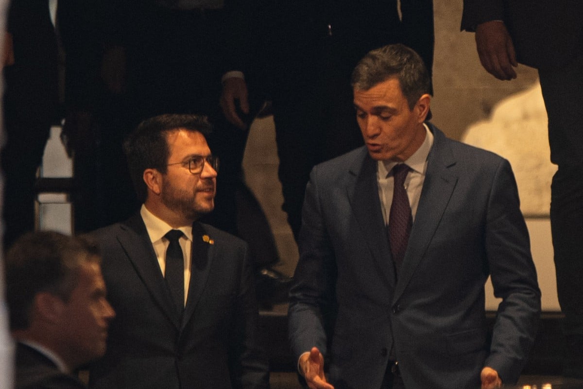 Sánchez y Aragonès se reúnen por primera vez tras la investidura. Europa Press.