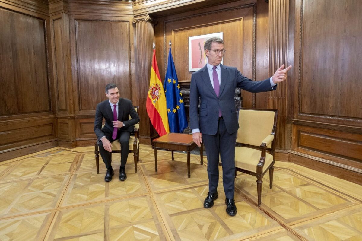 Sánchez y Feijoo acuerdan negociar la renovación del CGPJ con la supervisión de Bruselas