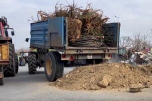 Agricultores franceses cortan la frontera. Twitter.