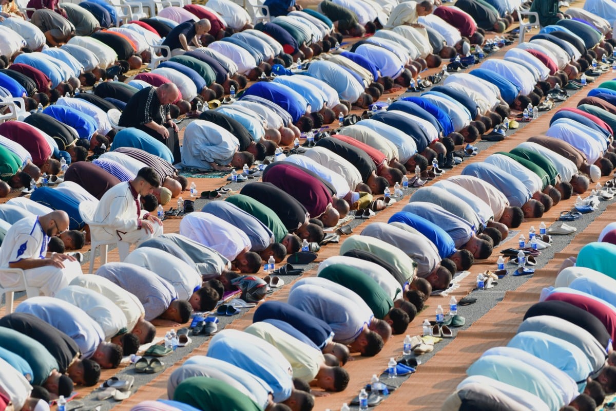 Un educador alerta de que las escuelas alemanas se convierten en focos de «mini-islamistas» que imponen su religión: «Hay que intervenir ya»