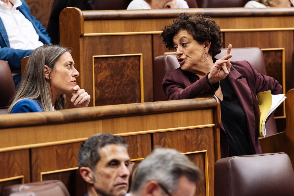 El PSOE plantea una nueva «definición de terrorismo» para dar «esperanzas» a Junts ante la ley de amnistía