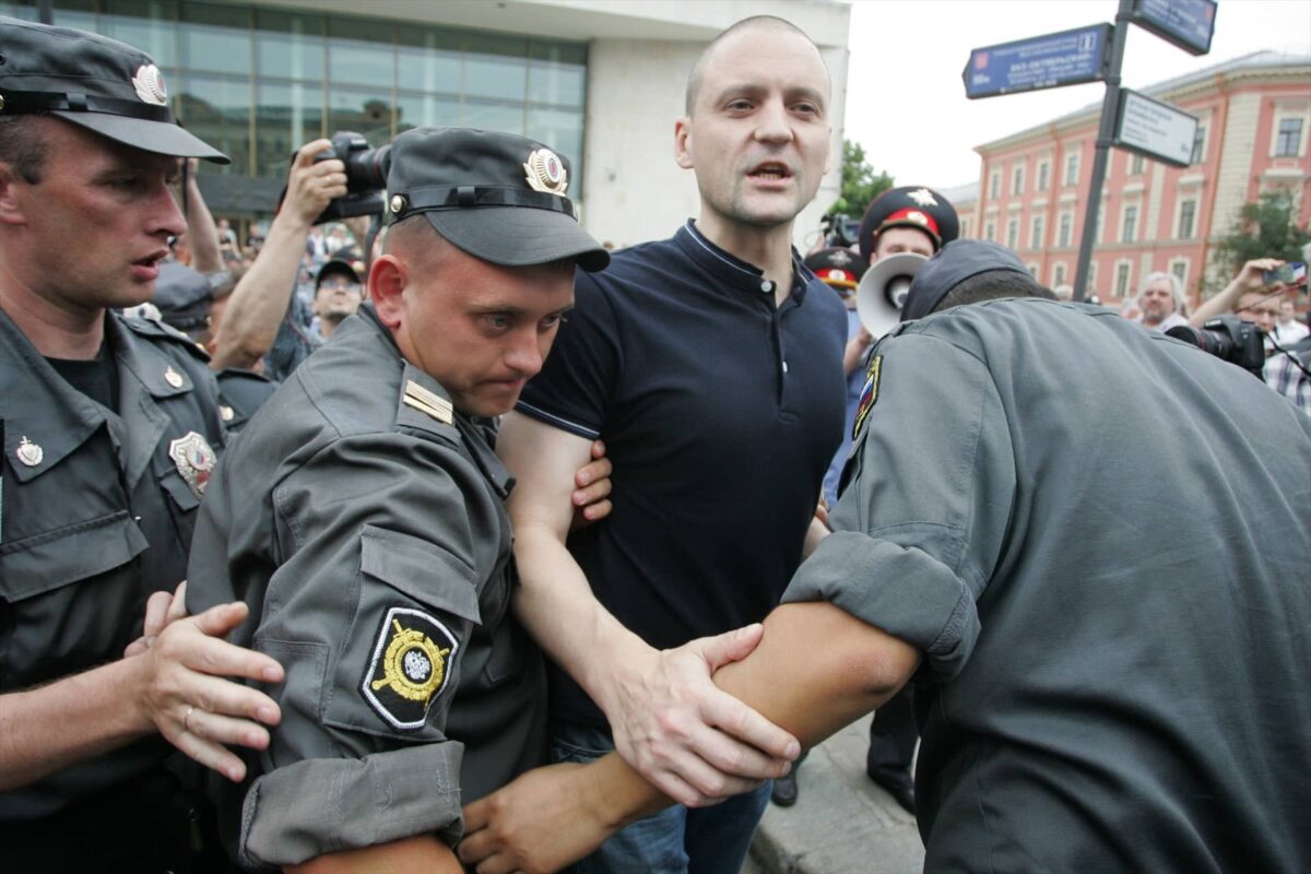 Condenado a cuatro años de prisión un activista ruso acusado de incitar al odio