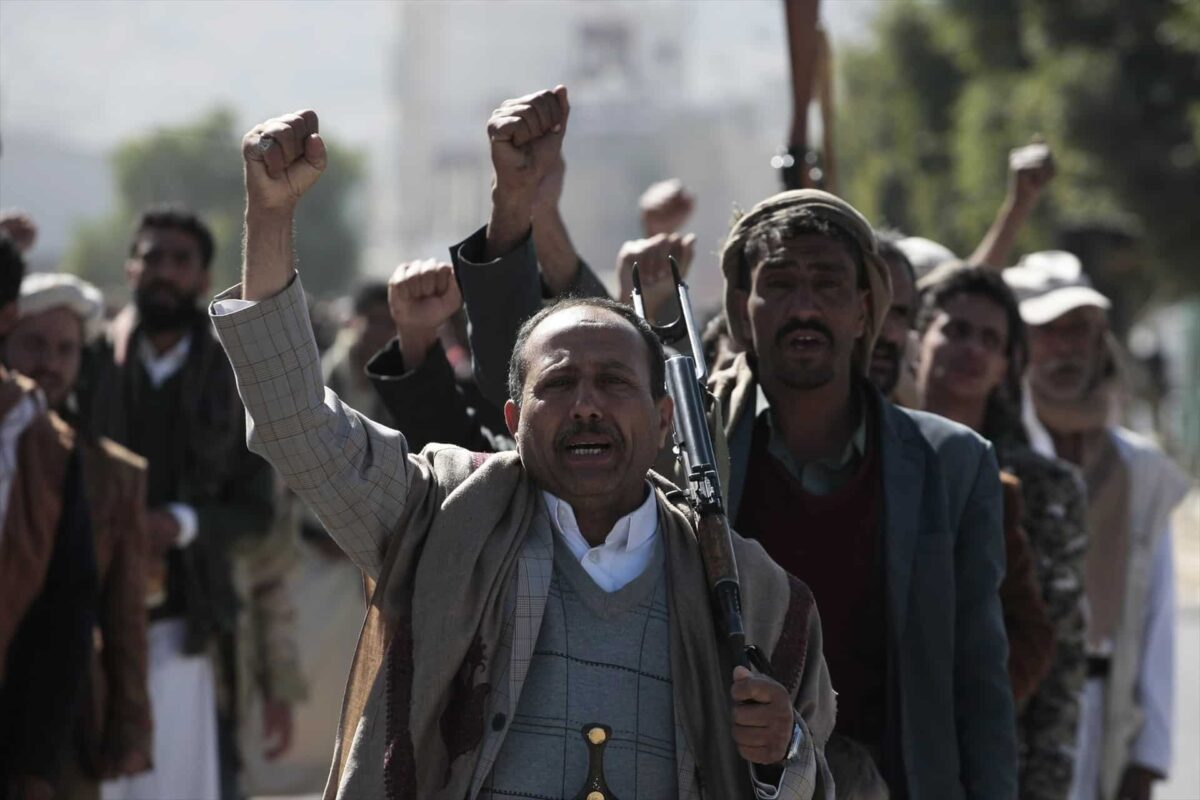 Los hutíes prometen que Yemen será el «cementerio» de Estados Unidos si continúa la respuesta internacional