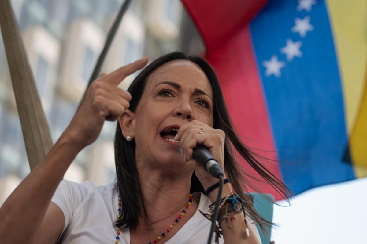 El régimen chavista ratifica la inhabilitación política de María Corina Machado y le impide participar en elecciones