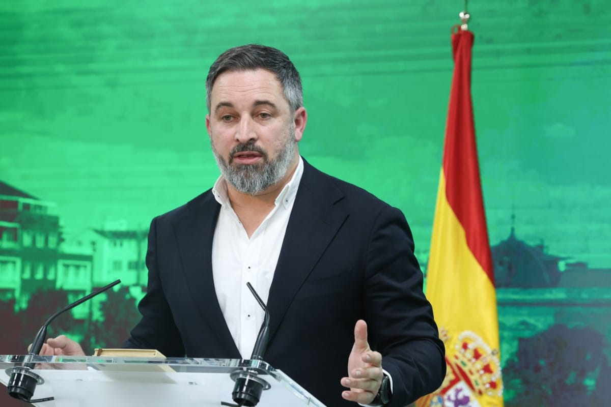 Abascal denuncia que si no existiera Sánchez, Feijoo «acabaría de protagonizar la mayor estafa al electorado»