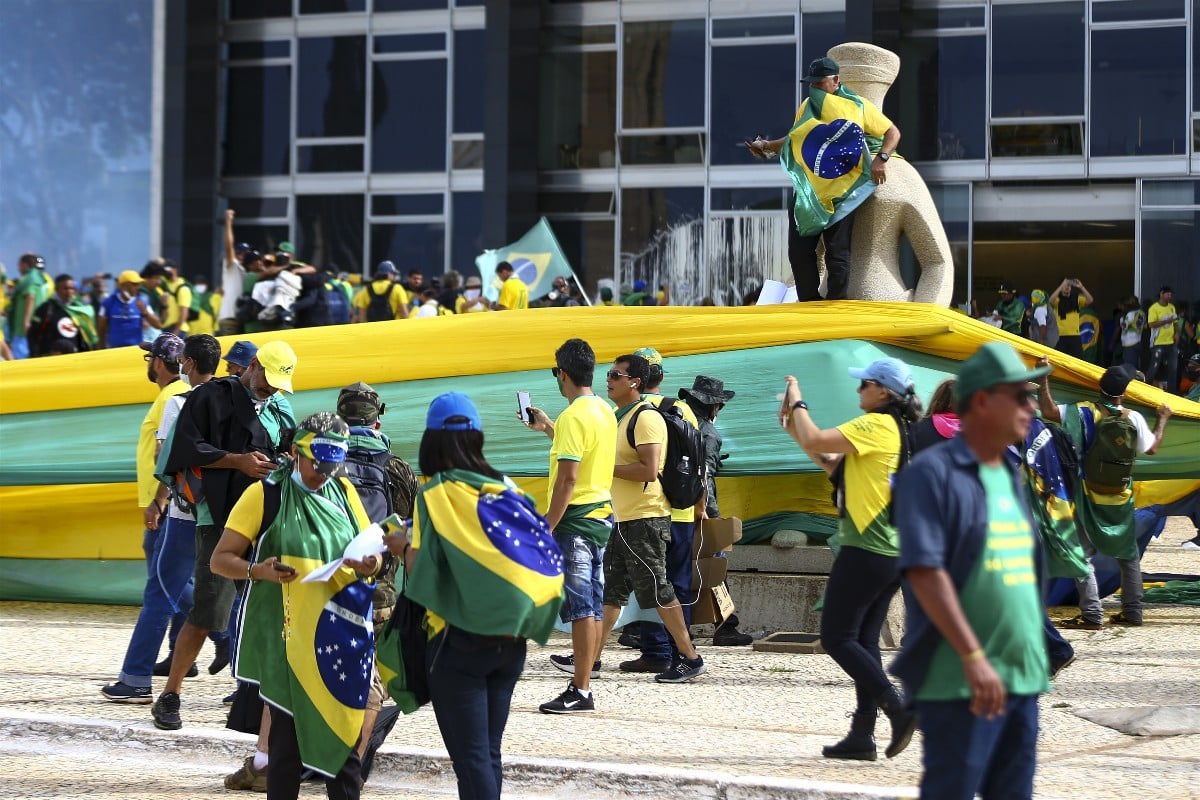 La Justicia parcializada y los ataques a la disidencia prevalecen a un año de la «toma» de los poderes en Brasil