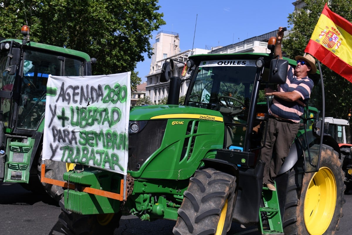 Agricultores y ganaderos protestarán el próximo 21 de febrero en Madrid: «Las nuevas exigencias ambientales nos arruinan»