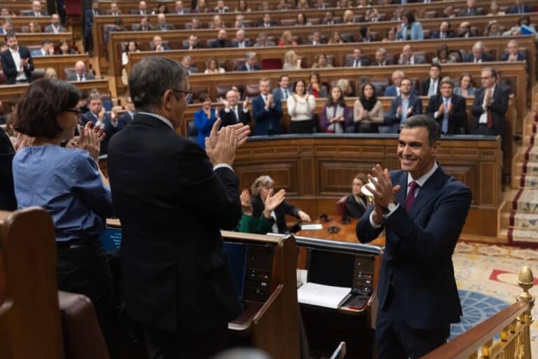 El Gobierno de Sánchez provoca la salida de España del «Top 10» de destinos para la inversión extranjera