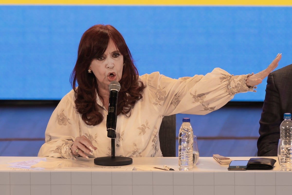 Un fiscal pide 12 años de cárcel para Cristina Kirchner por el delito de asociación criminal