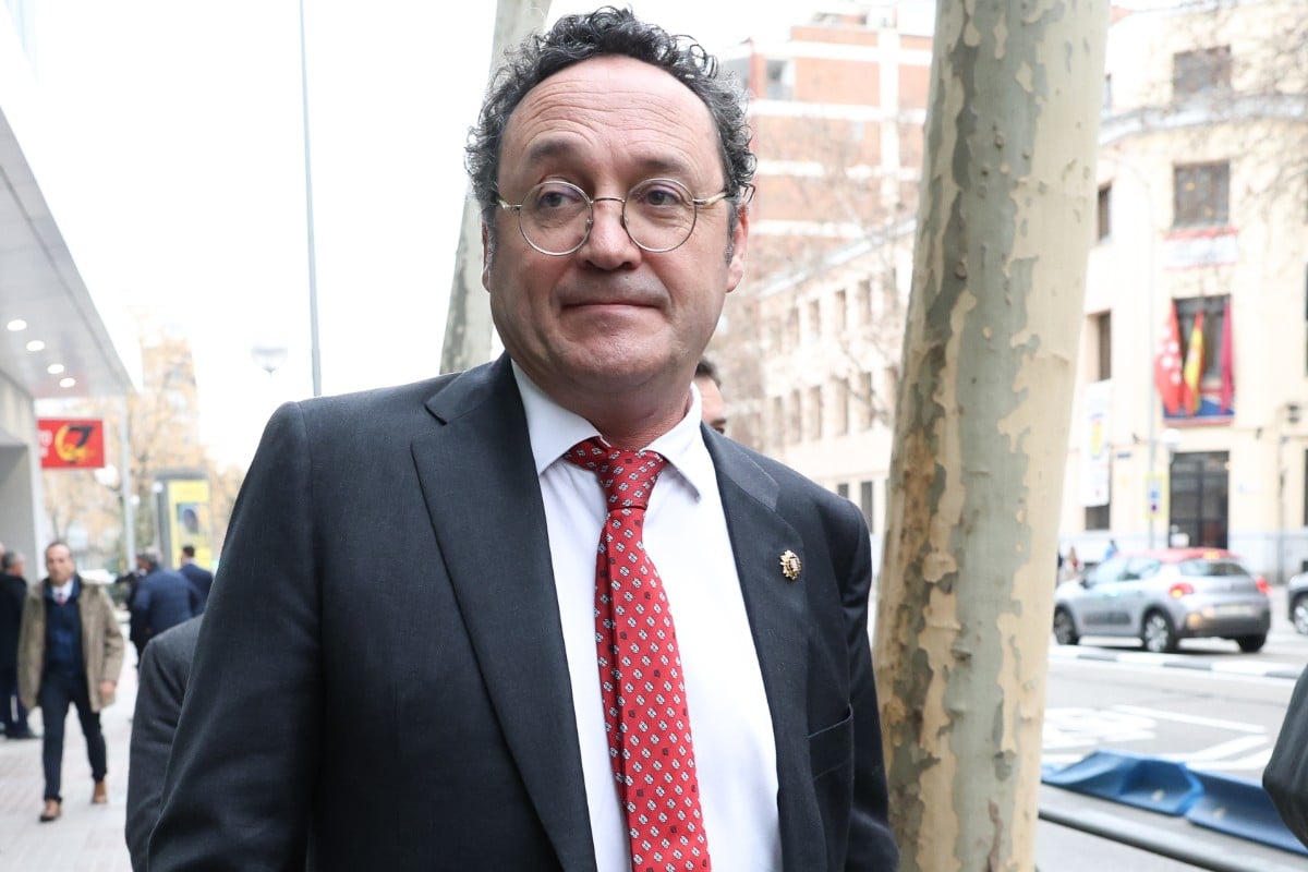 La Asociación de Fiscales pide la dimisión de García Ortiz por «maniobrar para salvar al Gobierno»