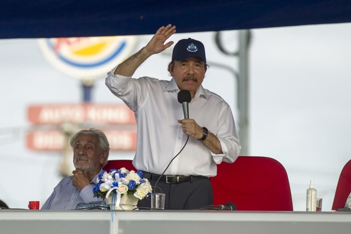 El régimen de Ortega sigue sofocando a la disidencia tras un año de la expulsión de 222 opositores