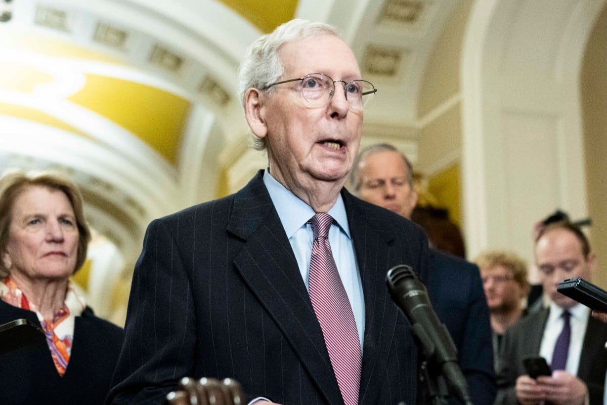 Mitch McConnell anuncia su renuncia como líder de los republicanos en el Senado de EEUU