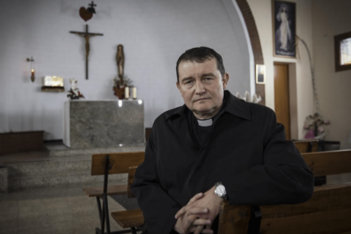 Un sacerdote español se enfrenta a tres años de cárcel por criticar el islamismo radical