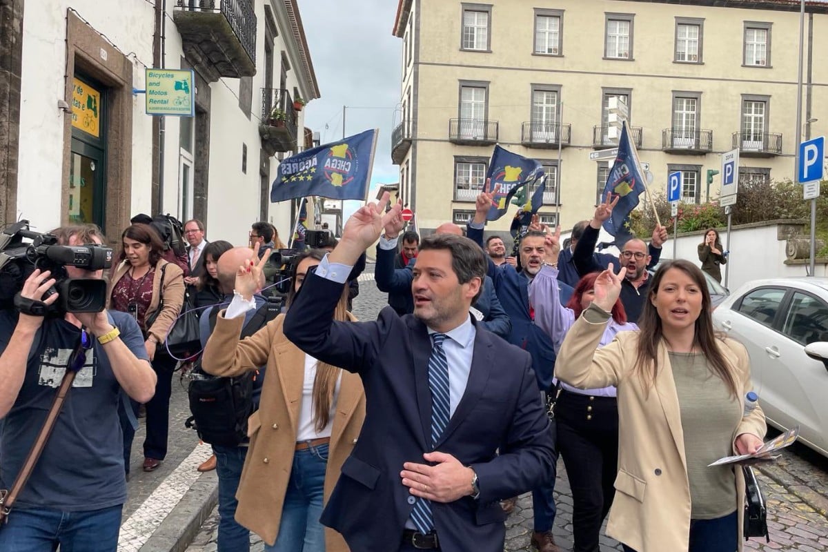 La defensa de André Ventura de mejores salarios para los policías marca el debate electoral en Portugal entre CHEGA y los animalistas del PAN
