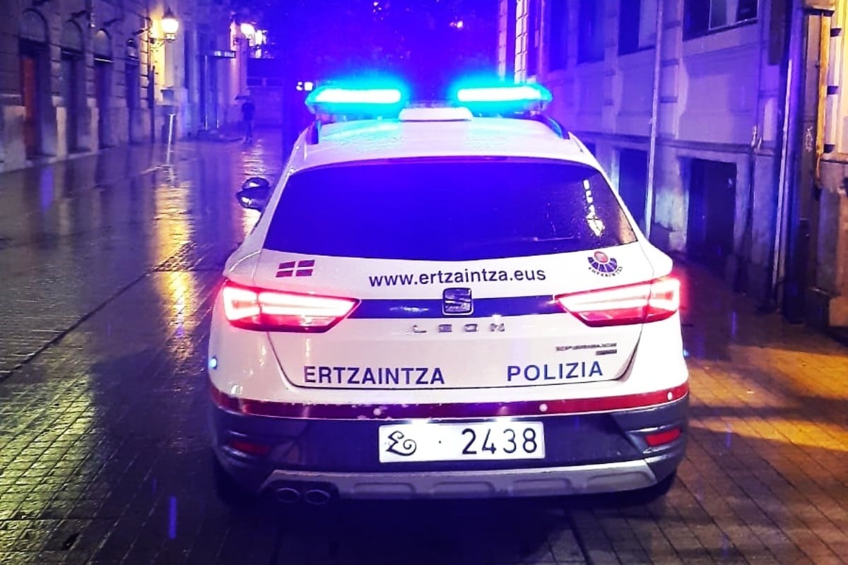 La Ertzaintza ha detenido en Bilbao ocho veces desde octubre a un argelino por dar palizas para robar móviles
