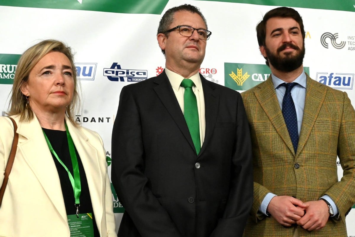 García-Gallardo exige a Bruselas menos «hipocresía verde» y reitera el compromiso del Gobierno de CyL con los intereses de sus agricultores y ganaderos
