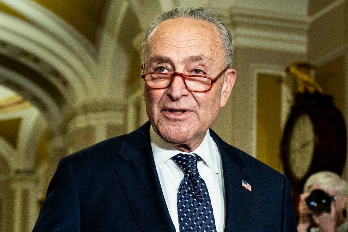 El líder de los demócratas en el Senado amenaza con enviar soldados a Ucrania si no se aprueba la ley de inmigración