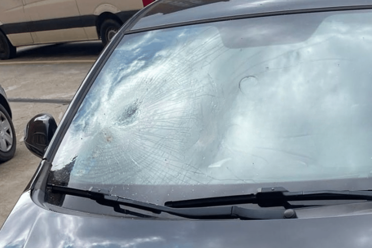 Destrozan el coche de la viuda de uno de los guardias civiles asesinados en Barbate