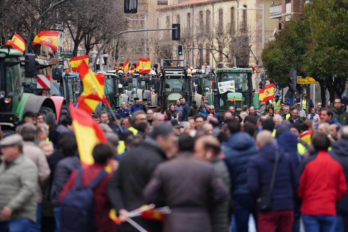 El Gobierno ordena reprimir a los agricultores: 19 detenidos, 2.700 identificados y casi 5.000 denuncias en tres días de protestas
