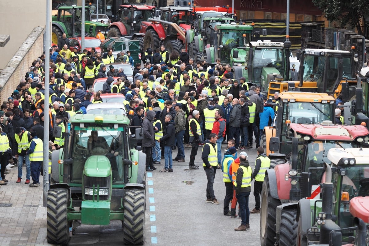 La ley de Restauración de la Naturaleza afronta el voto final en Estrasburgo en medio de las protestas del sector agrario por toda Europa