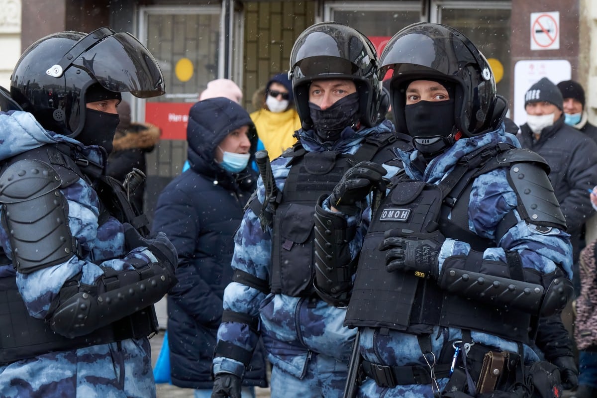 Al menos seis policías y un sacerdote muertos tras un ataque de ISIS en Rusia