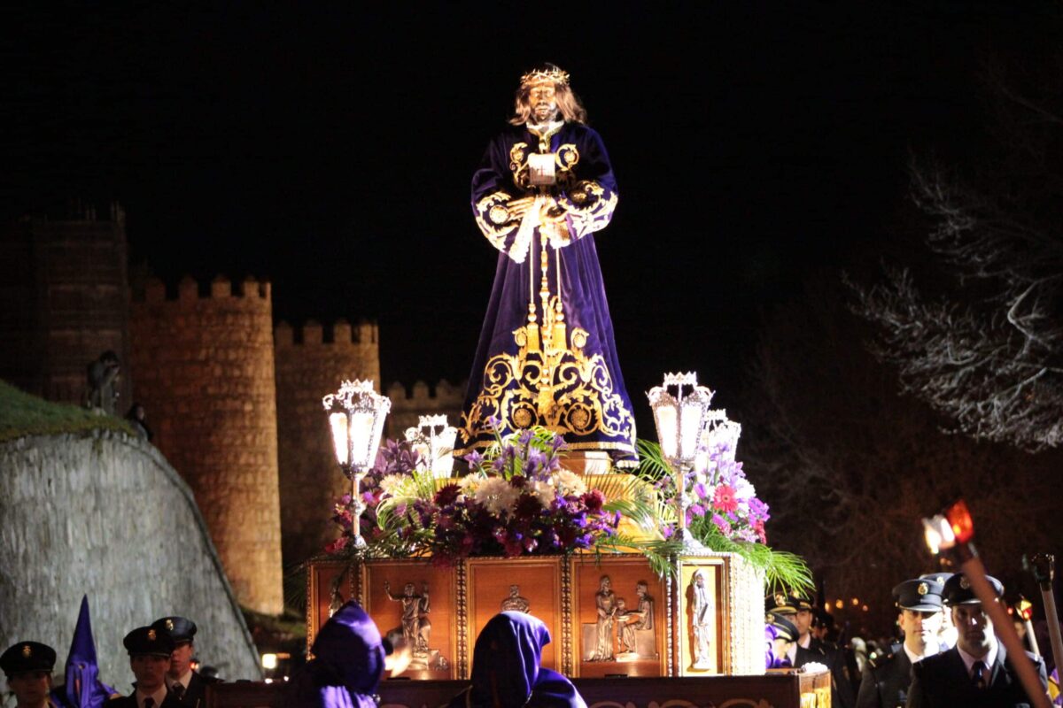 El Cristo gitano de Medinaceli procesionará este Martes Santo ante las murallas de Ávila