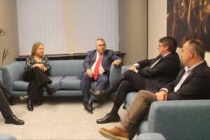 El PSOE y Junts se reúnen por sorpresa en Suiza para analizar la ley de amnistía. Europa Press.