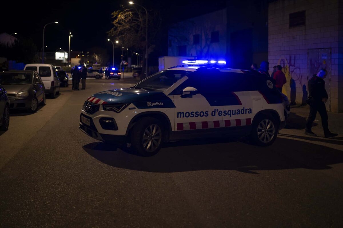 Un grupo de marroquíes ataca a Mossos en Tarragona cuando intentaban impedir una okupación