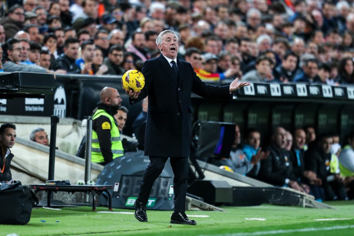 Carlo Ancelotti: «Ha pasado algo inédito, creo que ha cometido un error el árbitro»