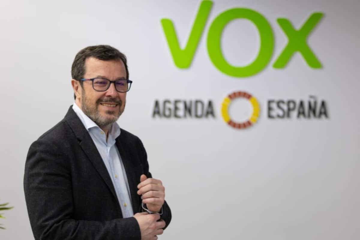 El periodista y diputado en la Asamblea de Madrid José Antonio Fúster, nuevo portavoz nacional de VOX