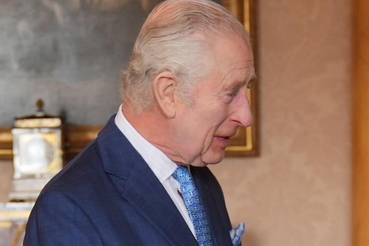El Palacio de Buckingham anuncia que Carlos III retomará sus labores tras lograr «progresos alentadores»