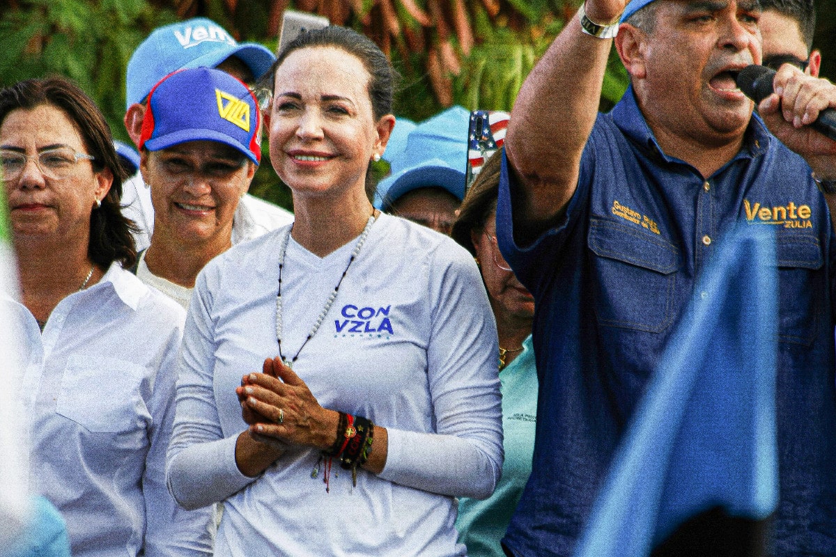 María Corina Machado urge a la oposición venezolana a reunirse para definir una candidatura frente a Maduro