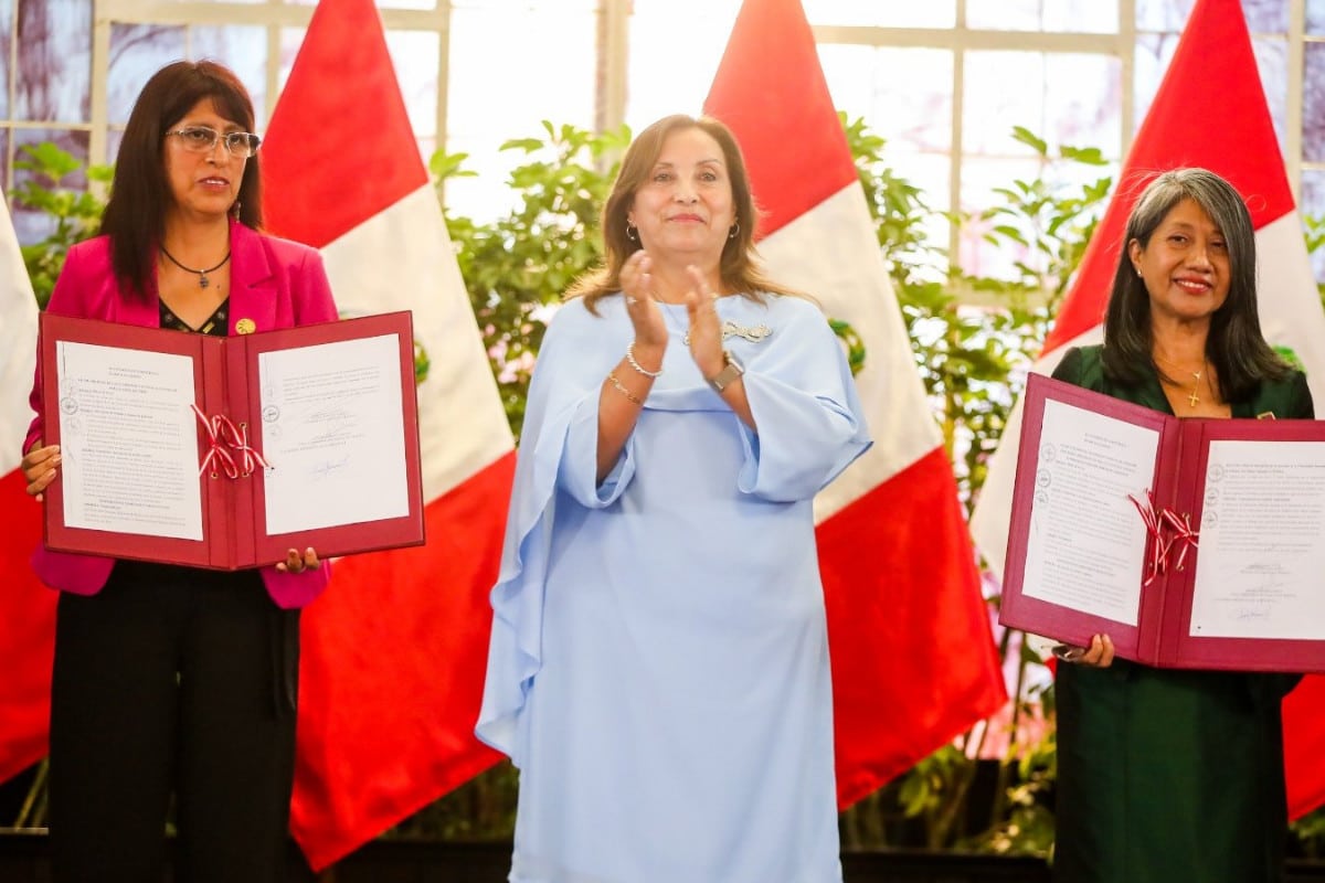 La Fiscalía de Perú incauta tres relojes de lujo que presuntamente habían sido prestados a la presidente Dina Boluarte